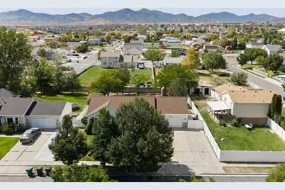 7344 S Regal Hill Dr, West Jordan, UT 84081 - Photo 37