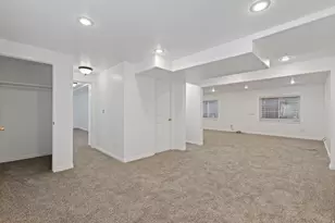 7344 S Regal Hill Dr, West Jordan, UT 84081 - Photo 23