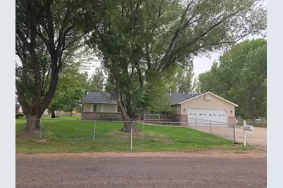 1045 N 2700 W, Roosevelt, UT 84066 - Photo 1