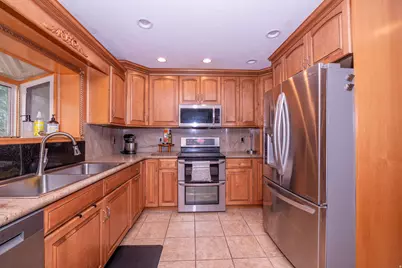 4121 College Dr, Ogden, UT 84403 - Photo 17