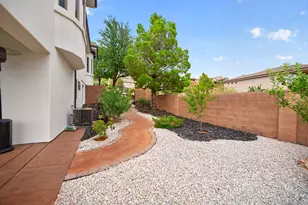 2093 N Lone Rock Dr, Saint George, UT 84770 - Photo 41