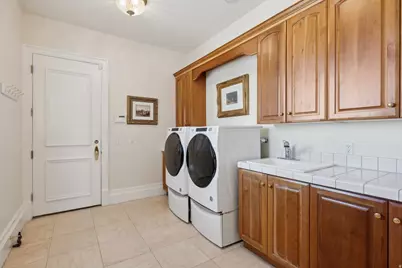 1714 Ridge Point Dr E, Bountiful, UT 84010 - Photo 49