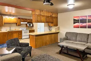 345 E Tidwell Ave, Green River, UT 84525 - Photo 9