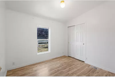 810 E 200 S #12, Mount Pleasant, UT 84647 - Photo 11