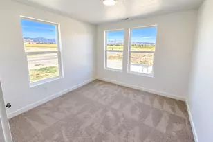 931 W Halvorsen Parkway, Saratoga Springs, UT 84045 - Photo 23