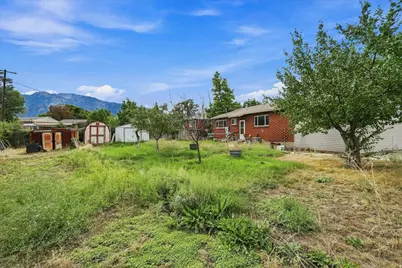 9855 S Sunflower Ln E, Sandy, UT 84094 - Photo 29
