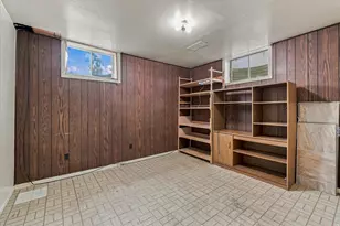 9855 S Sunflower Ln E, Sandy, UT 84094 - Photo 25