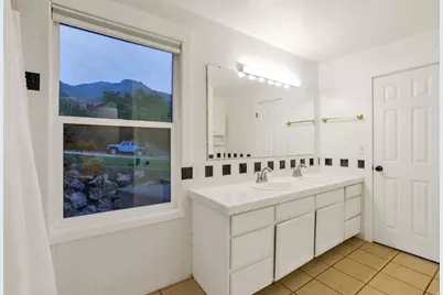 445 N 2800 E, Layton, UT 84040 - Photo 11