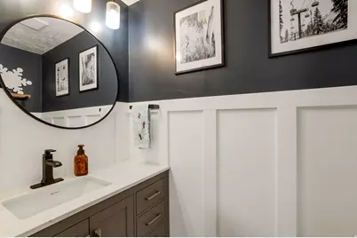 445 N 2800 E, Layton, UT 84040 - Photo 21