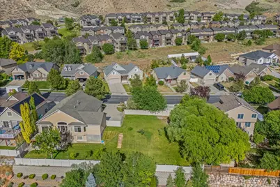 10479 Colonial Dr, Cedar Hills, UT 84062 - Photo 23
