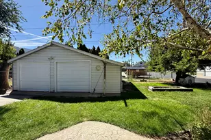 955 E 20th St S, Ogden, UT 84401 - Photo 5