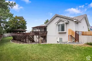 1042 E Center St, Orem, UT 84097 - Photo 33