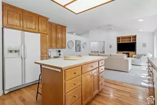1042 E Center St, Orem, UT 84097 - Photo 7