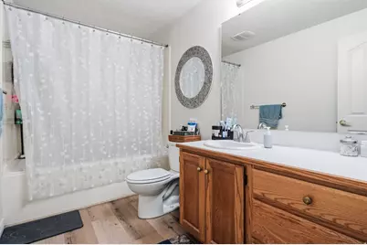 1042 E Center St, Orem, UT 84097 - Photo 17