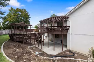 1042 E Center St, Orem, UT 84097 - Photo 31