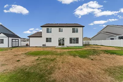 1312 E 425 S, Hyrum, UT 84319 - Photo 43