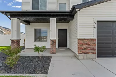 1312 E 425 S, Hyrum, UT 84319 - Photo 3