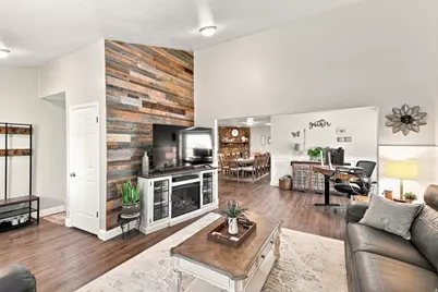 1018 E 5625 S, South Ogden, UT 84405 - Photo 3