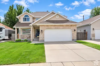 236 E Ashbrook Cir, Midvale, UT 84047 - Photo 3