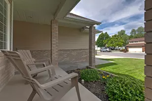 236 E Ashbrook Circle, Midvale, UT 84047 - Photo 35