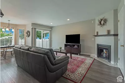236 E Ashbrook Cir, Midvale, UT 84047 - Photo 17