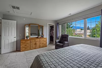 236 E Ashbrook Cir, Midvale, UT 84047 - Photo 17