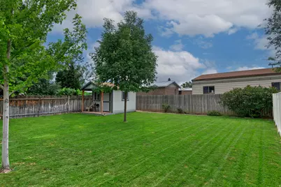 236 E Ashbrook Cir, Midvale, UT 84047 - Photo 29