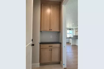 811 E 350 N #2, Salem, UT 84653 - Photo 11