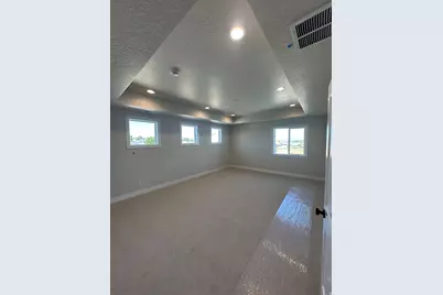 811 E 350 N #2, Salem, UT 84653 - Photo 15
