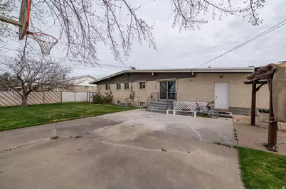4963 S 2275 W, Roy, UT 84067 - Photo 23