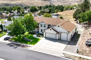 10162 S Solstice View Dr W, Copperton, UT 84006 - Photo 3