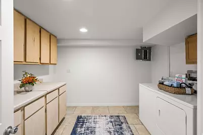 2274 E 900 S, Salt Lake City, UT 84108 - Photo 15