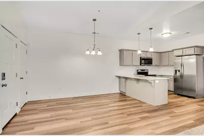 563 N 360 W, Vineyard, UT 84059 - Photo 7