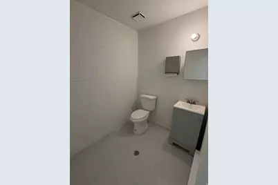 9495 S 560 W, Sandy, UT 84070 - Photo 3