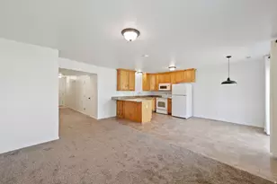 1248 W Bridalwood Loop N, Lehi, UT 84043 - Photo 9