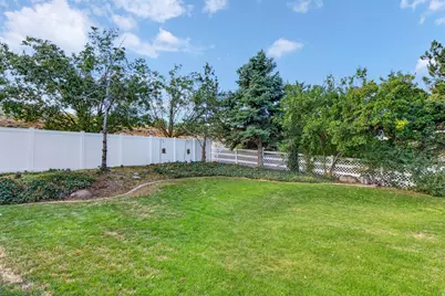 13702 S Hackamore Dr E, Draper, UT 84020 - Photo 11