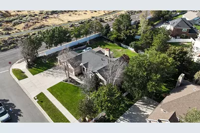13702 S Hackamore Dr E, Draper, UT 84020 - Photo 71