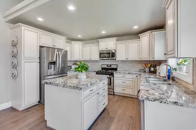 322 W Lariat Blvd, Saratoga Springs, UT 84045 - Photo 11