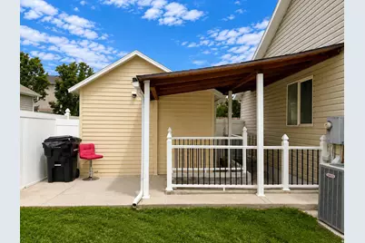 8672 S McGinnis Ln, West Jordan, UT 84081 - Photo 19