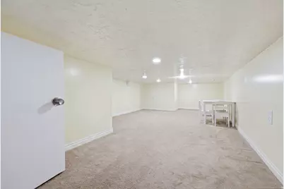 42 Country Bend Rd, Farmington, UT 84025 - Photo 23