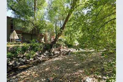 5477 S Willow Ln, Murray, UT 84107 - Photo 11