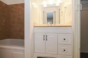 5477 S Willow Ln, Murray, UT 84107 - Photo 37