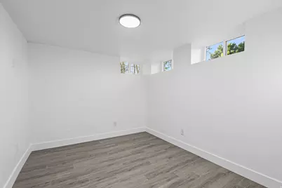 933 W 2300 N, Clinton, UT 84015 - Photo 27