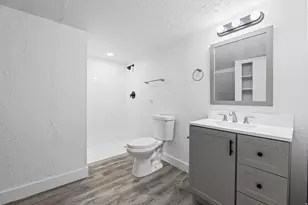 933 W 2300 N, Clinton, UT 84015 - Photo 29