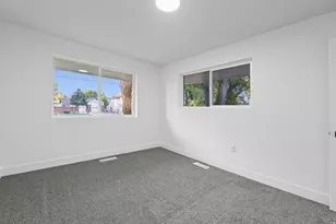 933 W 2300 N, Clinton, UT 84015 - Photo 21