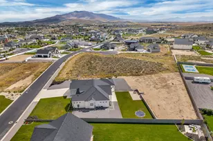 9749 N Hibiscus Ln, Eagle Mountain, UT 84005 - Photo 57