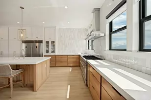 9749 N Hibiscus Ln, Eagle Mountain, UT 84005 - Photo 5
