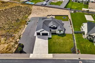 9749 N Hibiscus Ln, Eagle Mountain, UT 84005 - Photo 63