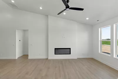 1631 N 2300 W #136, Farr West, UT 84404 - Photo 7