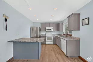 3272 W 6775 S, West Jordan, UT 84084 - Photo 5